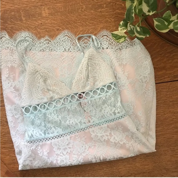 [m] VICTORIA SECRET Slip dress lace sexy layer date night dancing - Picture 3 of 6